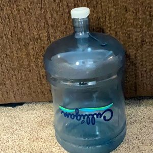 5 Gallon Water jug clean